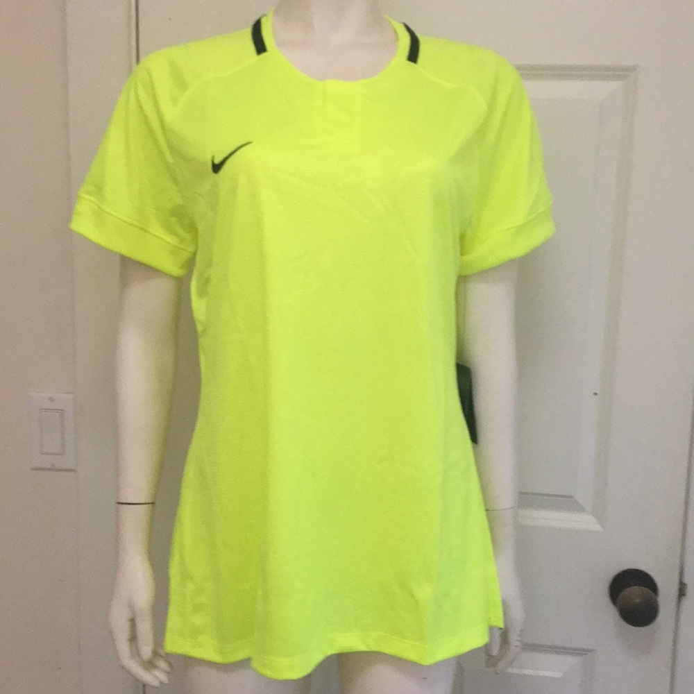 Nike Tennis/Golf/Pickleball Shirt, Size XL, NWT!